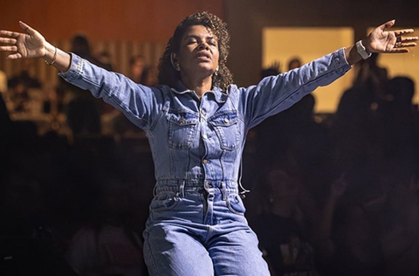 Nívea Soares apresenta nova versão ao vivo da canção “Rio”