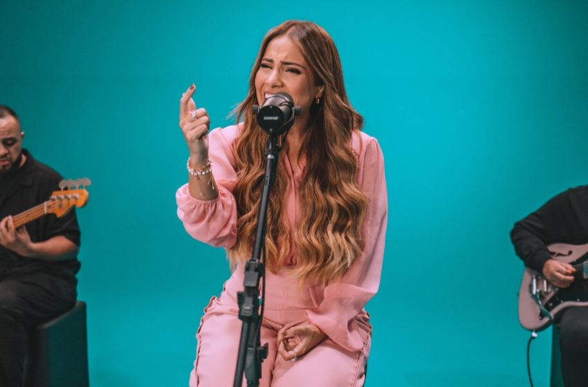  Gabriela Rocha lança “Ecoar 3” com releituras de Aline Barros, Cassiane e Diante do Trono